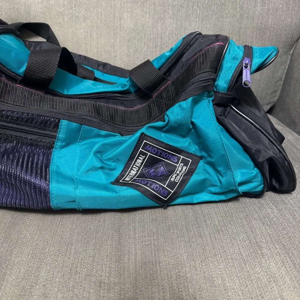 Motions International‎ Vintage 80s Super Sports Duffel Bag Teal Black Purple